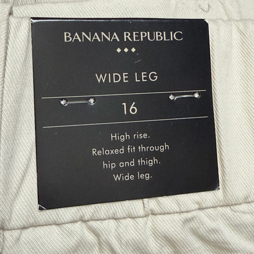 Banana Republic Women's Cream Straight Wide Leg Pants - Picture 7 of 9